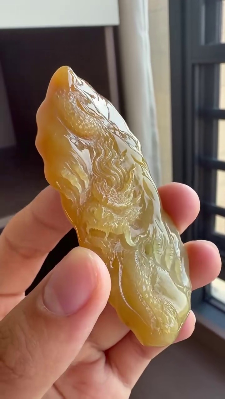 滿冰黃翡大氣龍牌吊墜 72mm|龍騰四海・有種有色・厚裝精工 5 滿冰黃翡大氣龍牌吊墜 72mm|龍騰四海・有種有色・厚裝精工 - Image 5