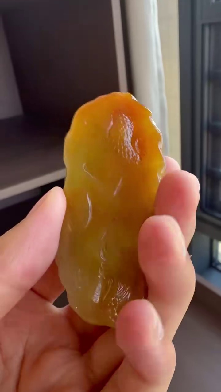 滿冰黃翡大氣龍牌吊墜 72mm|龍騰四海・有種有色・厚裝精工 6 滿冰黃翡大氣龍牌吊墜 72mm|龍騰四海・有種有色・厚裝精工 - Image 6