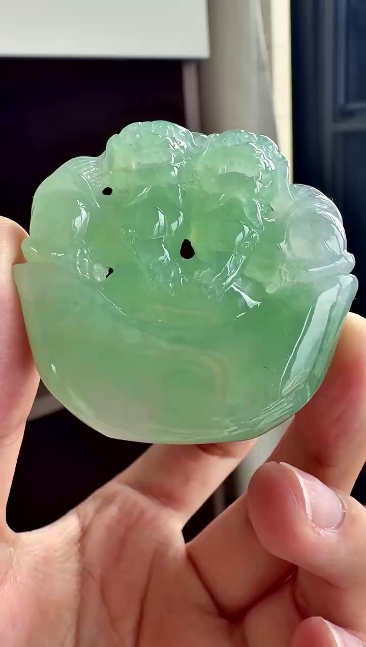 元寶雙獅立體雕工翡翠吊墜 44mm|招財進寶・雙獅獻瑞・事事如意 1 元寶雙獅立體雕工翡翠吊墜 44mm|招財進寶・雙獅獻瑞・事事如意