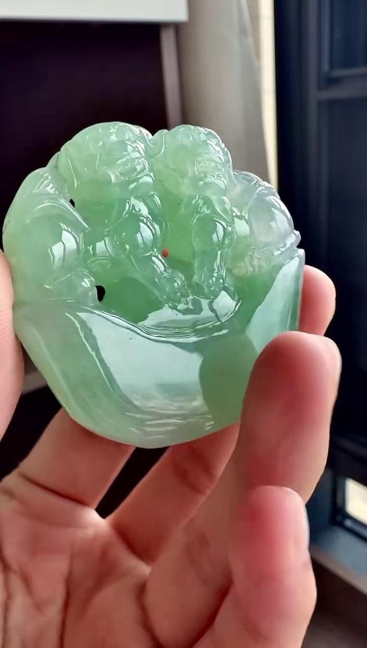 元寶雙獅立體雕工翡翠吊墜 44mm|招財進寶・雙獅獻瑞・事事如意 5 元寶雙獅立體雕工翡翠吊墜 44mm|招財進寶・雙獅獻瑞・事事如意 - Image 5