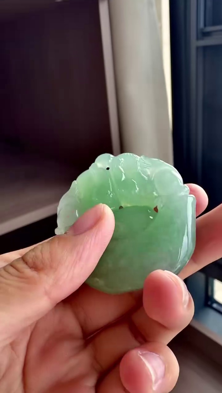 元寶雙獅立體雕工翡翠吊墜 44mm|招財進寶・雙獅獻瑞・事事如意 7 元寶雙獅立體雕工翡翠吊墜 44mm|招財進寶・雙獅獻瑞・事事如意 - Image 7