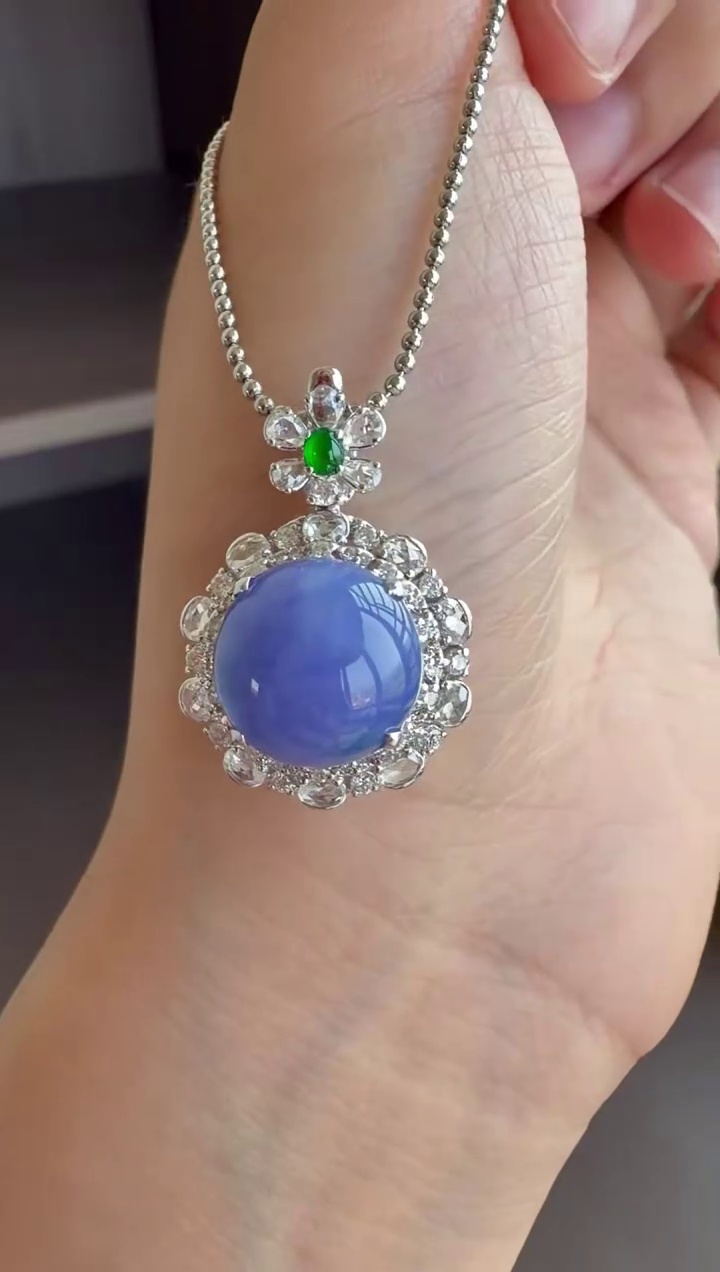 8K 金滿鑽豪華鑲嵌濃紫見光不死紫羅蘭兩用戒指/吊墜 25mm|皇家紫氣・一物多戴・雍容華貴 4 8K 金滿鑽豪華鑲嵌濃紫見光不死紫羅蘭兩用戒指/吊墜 25mm|皇家紫氣・一物多戴・雍容華貴 - Image 4
