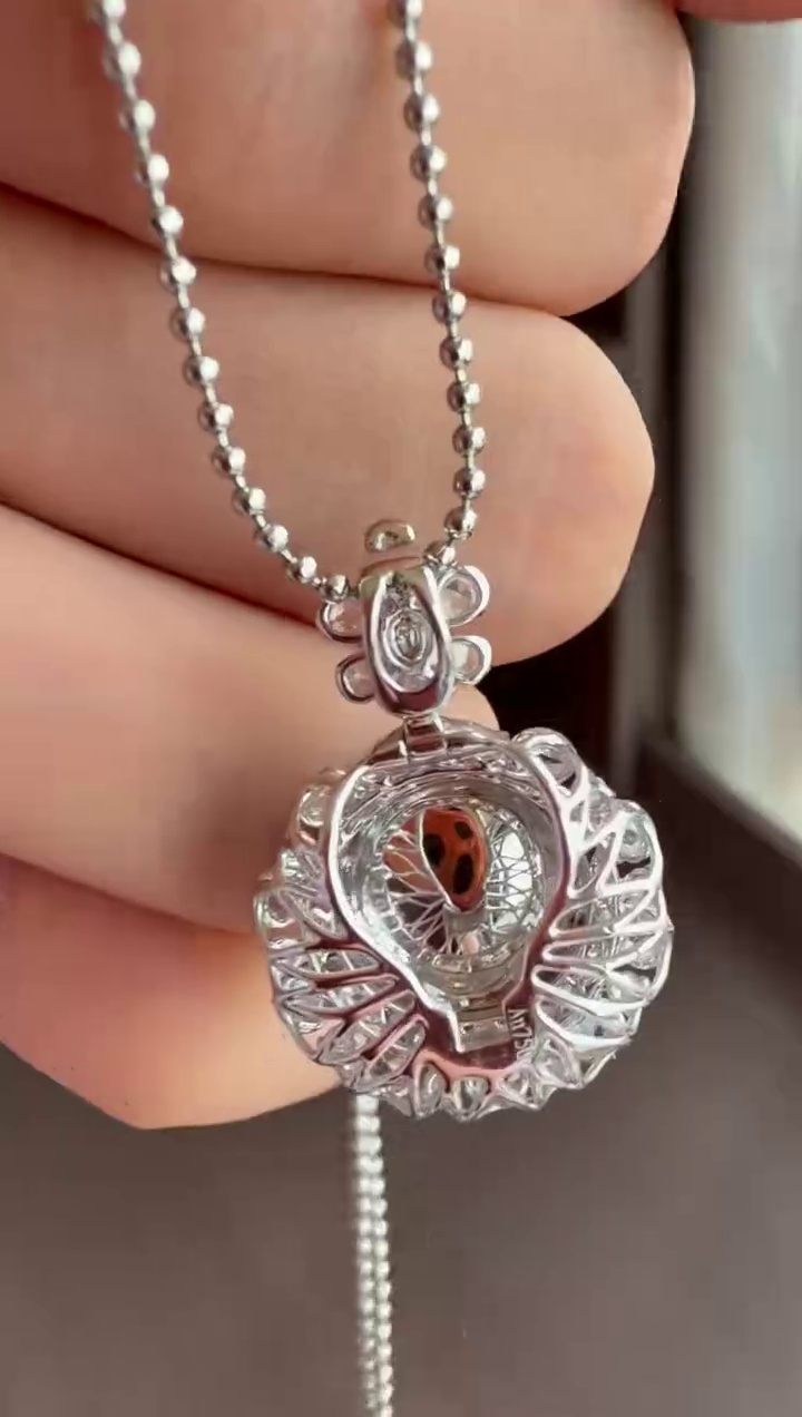 8K 金滿鑽豪華鑲嵌濃紫見光不死紫羅蘭兩用戒指/吊墜 25mm|皇家紫氣・一物多戴・雍容華貴 7 8K 金滿鑽豪華鑲嵌濃紫見光不死紫羅蘭兩用戒指/吊墜 25mm|皇家紫氣・一物多戴・雍容華貴 - Image 7