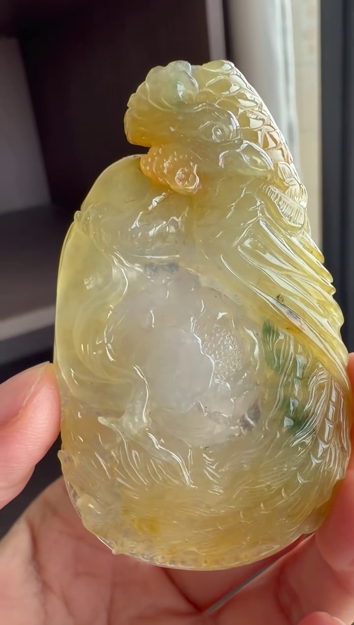 【鳳凰牌】冰種黃翡大尺寸精雕鳳凰牌吊墜 65mm|百鳥之王・有種有色・羽毛細緻・尊貴奢華 3 【鳳凰牌】冰種黃翡大尺寸精雕鳳凰牌吊墜 65mm|百鳥之王・有種有色・羽毛細緻・尊貴奢華 - Image 3