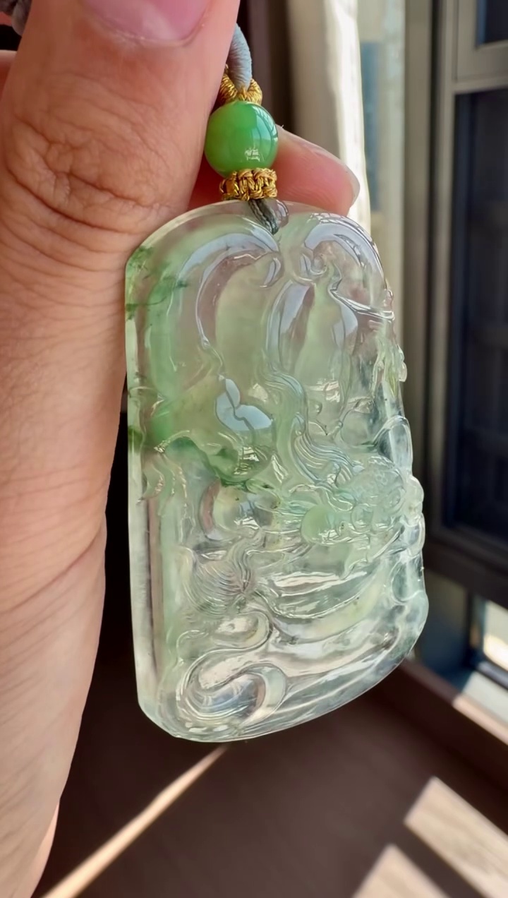 【龍牌】冰種水頭十足精雕翡翠龍牌吊墜 56mm|龍騰四海・冰清玉潤・靈動大氣 4 【龍牌】冰種水頭十足精雕翡翠龍牌吊墜 56mm|龍騰四海・冰清玉潤・靈動大氣 - Image 4